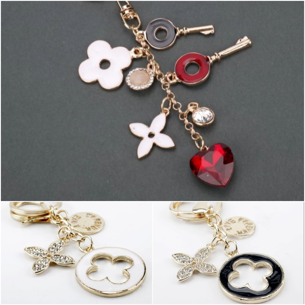Red, White or Black Clover Keychains